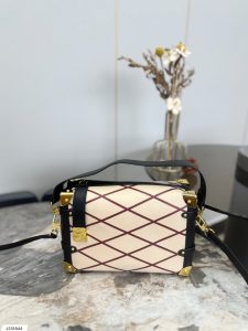 Reddit FashionReps LouisVuitton Bag  FashionReps Bags 07YAA10266