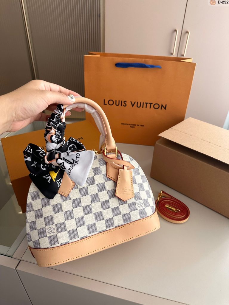 Reddit FashionReps LouisVuitton Bag  FashionReps Bags 07YAA10406