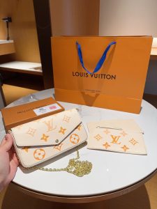 Reddit FashionReps LouisVuitton Bag  FashionReps Bags 07YAA10410