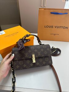 Reddit FashionReps LouisVuitton Bag  FashionReps Bags 07YAA10523