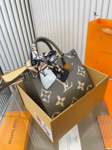 Reddit FashionReps LouisVuitton Bag  FashionReps Bags 07YAA10530