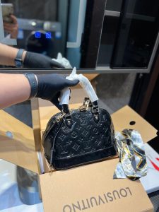 Reddit FashionReps LouisVuitton Bag  FashionReps Bags 07YAA10543