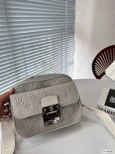 Reddit FashionReps LouisVuitton Bag  FashionReps Bags 07YAA10558