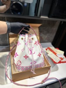 Reddit FashionReps LouisVuitton Bag  FashionReps Bags 07YAA10568