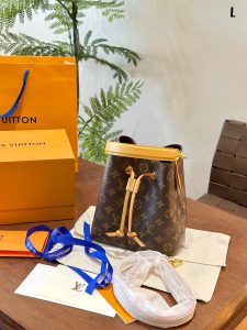 Reddit FashionReps LouisVuitton Bag  FashionReps Bags 07YAA10782