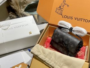Reddit FashionReps LouisVuitton Bag  FashionReps Bags 07YAA10789