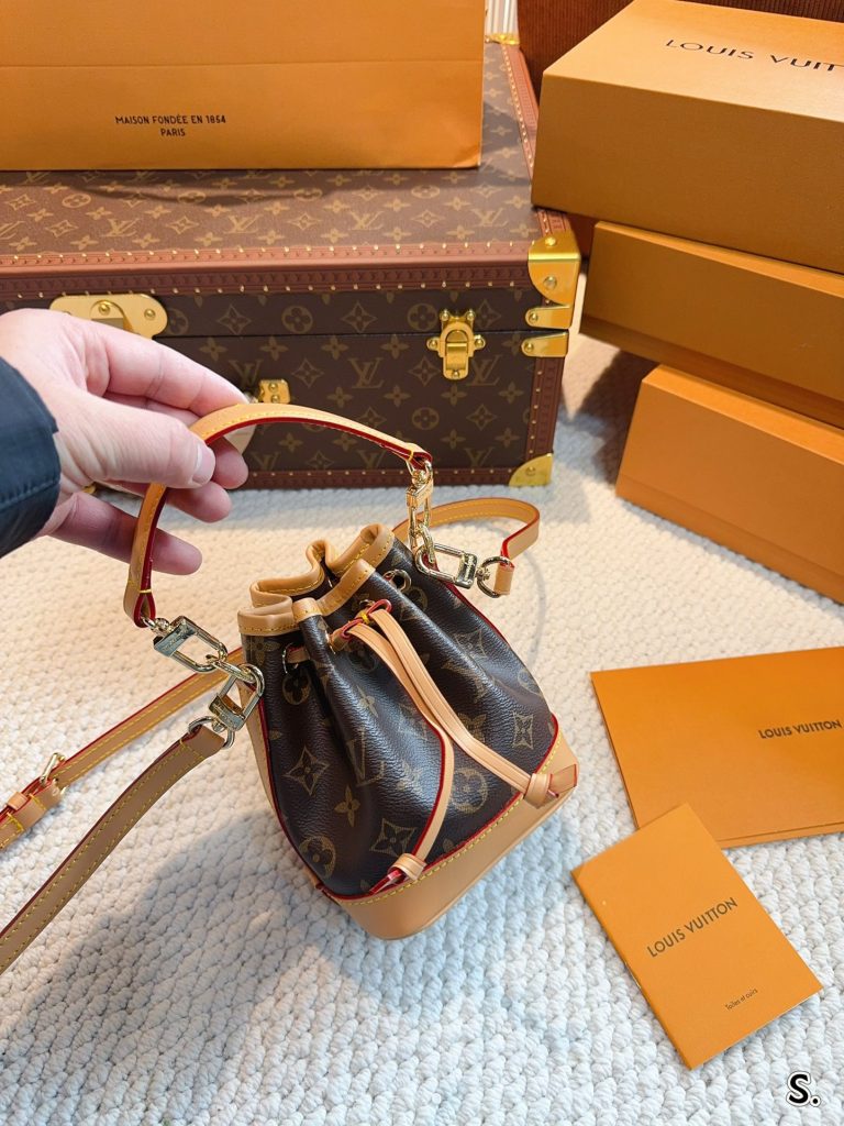 Reddit FashionReps LouisVuitton Bag  FashionReps Bags 07YAA11032