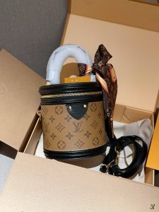 Reddit FashionReps LouisVuitton Bag  FashionReps Bags 07YAA11489