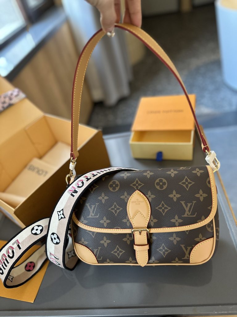 Reddit FashionReps LouisVuitton Bag  FashionReps Bags 07YAA12442