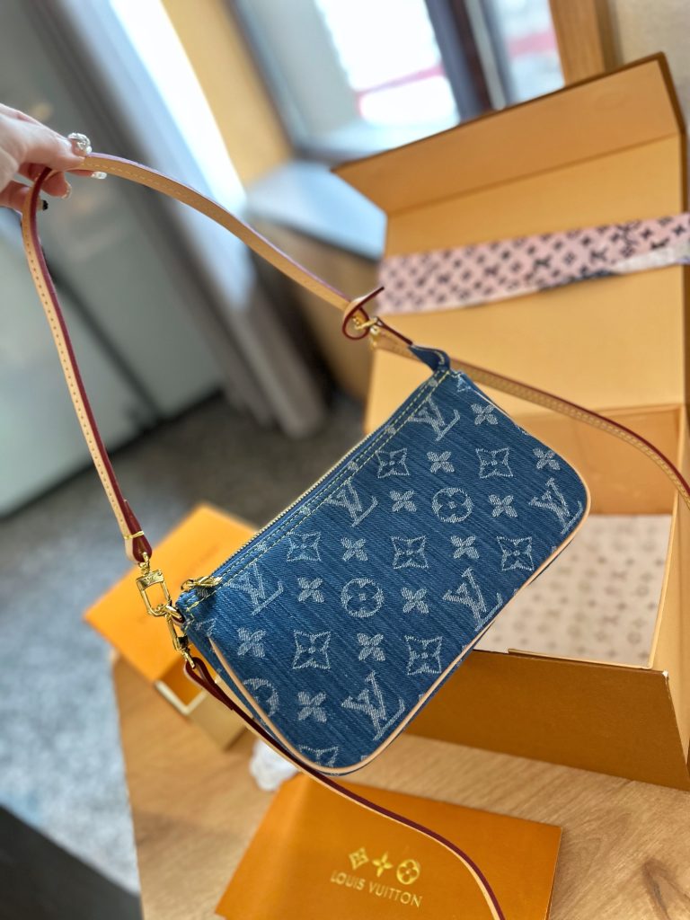 Reddit FashionReps LouisVuitton Bag  FashionReps Bags 07YAA12456