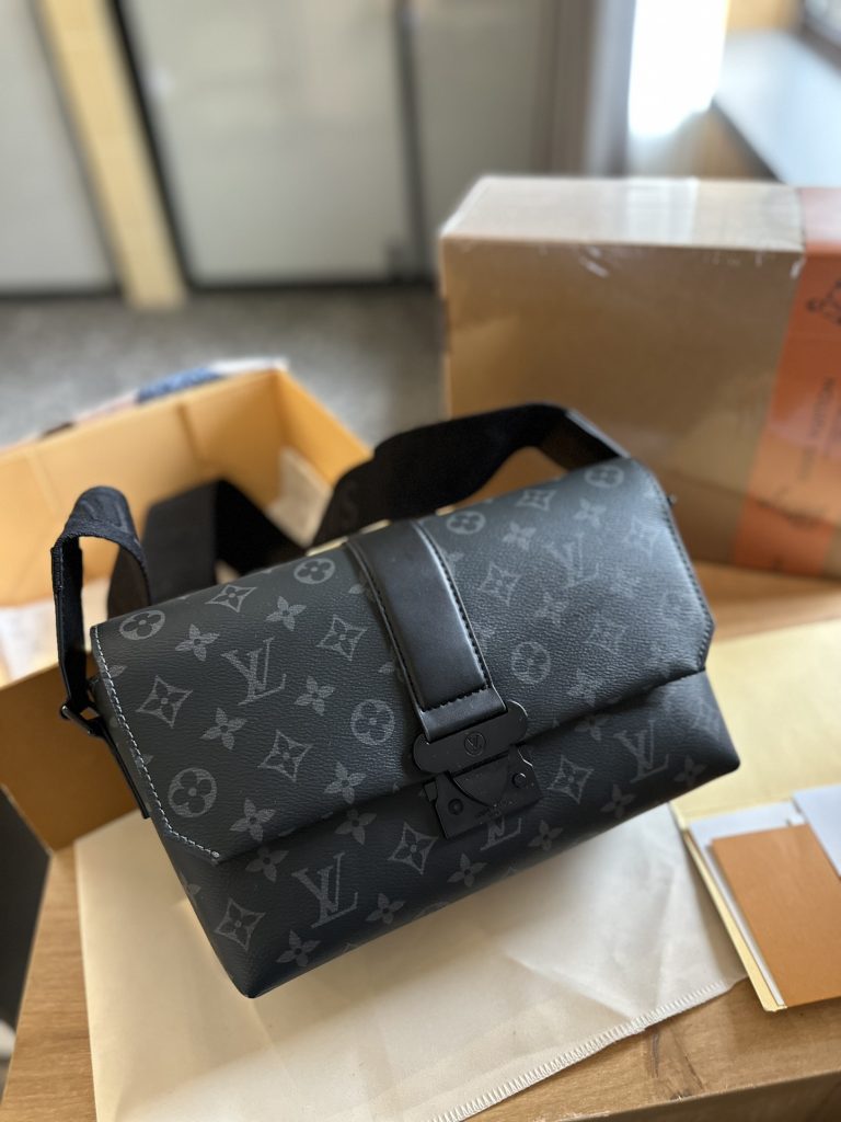 Reddit FashionReps LouisVuitton Bag  FashionReps Bags 07YAA12478