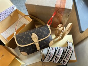 Reddit FashionReps LouisVuitton Bag  FashionReps Bags 07YAA12480