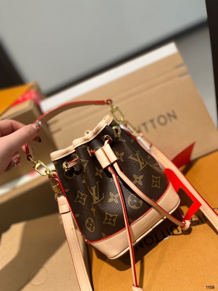 Reddit FashionReps LouisVuitton Bag  FashionReps Bags 07YAA12585