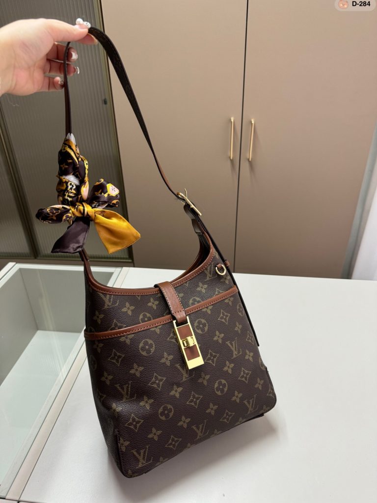 Reddit FashionReps LouisVuitton Bag  FashionReps Bags 07YAA12775