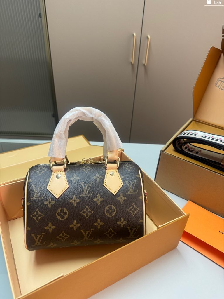 Reddit FashionReps LouisVuitton Bag  FashionReps Bags 07YAA12821