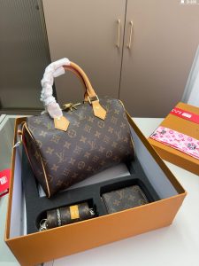 Reddit FashionReps LouisVuitton Bag  FashionReps Bags 07YAA12828