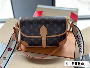 Reddit FashionReps LouisVuitton Bag  FashionReps Bags 07YAA13628