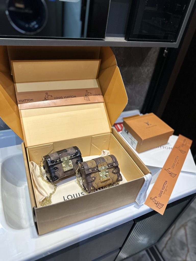 Reddit FashionReps LouisVuitton Bag  FashionReps Bags 07YAA13971