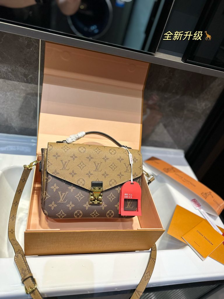 Reddit FashionReps LouisVuitton Bag  FashionReps Bags 07YAA13989
