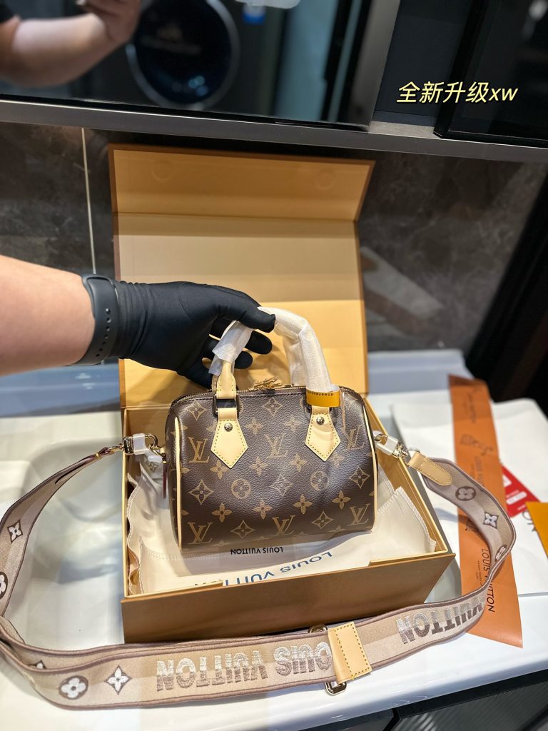 Reddit FashionReps LouisVuitton Bag  FashionReps Bags 07YAA14025