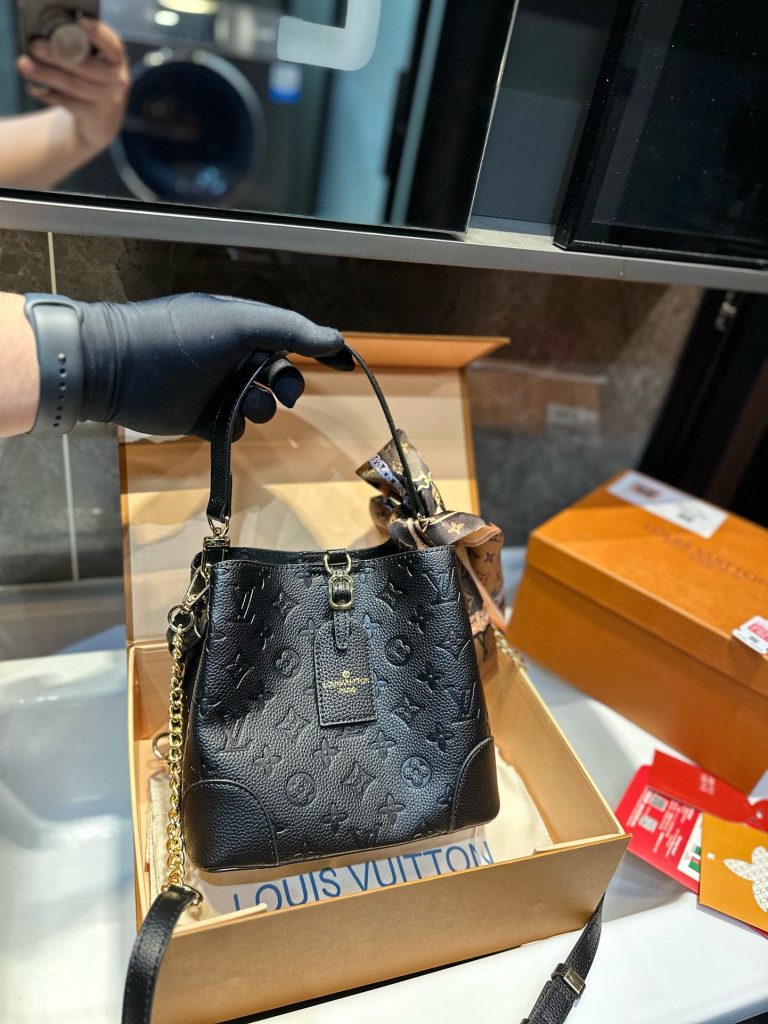 Reddit FashionReps LouisVuitton Bag  FashionReps Bags 07YAA14038