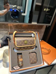 Reddit FashionReps LouisVuitton Bag  FashionReps Bags 07YAA14042