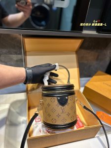 Reddit FashionReps LouisVuitton Bag  FashionReps Bags 07YAA14054