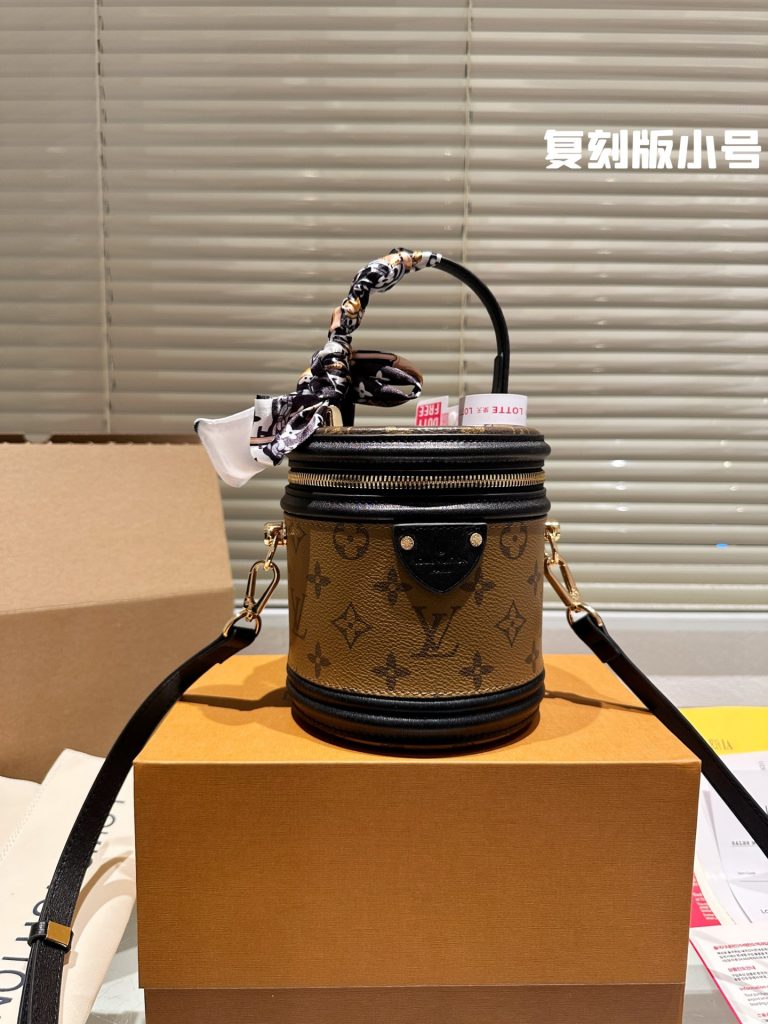 Reddit FashionReps LouisVuitton Bag  FashionReps Bags 07YAA14781