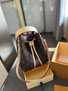 Reddit FashionReps LouisVuitton Bag  FashionReps Bags 07YAA9314