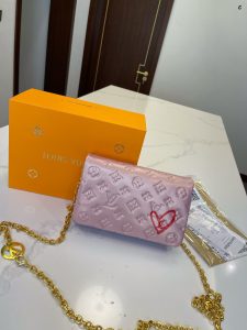 Reddit FashionReps LouisVuitton Bag  FashionReps Bags 07YAA9821