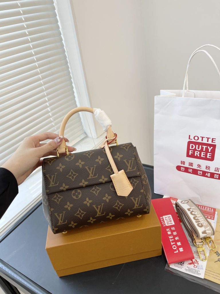 Reddit FashionReps LouisVuitton Bag  FashionReps Bags 07YAA9864