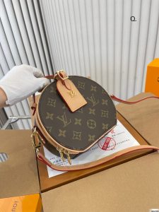 Reddit FashionReps LouisVuitton Bag  FashionReps Bags 07YAA9936