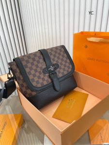 Reddit FashionReps LouisVuitton Bag  FashionReps Bags 07YAA9944