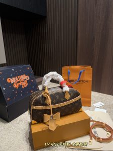 Reddit FashionReps Lv Bag  FashionReps Bags 09YAR7833