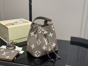 Reddit FashionReps Lv Bag  FashionReps Bags 09YAR7842