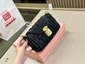 Reddit FashionReps Miumiu Bag  FashionReps Bags 06YAA15992
