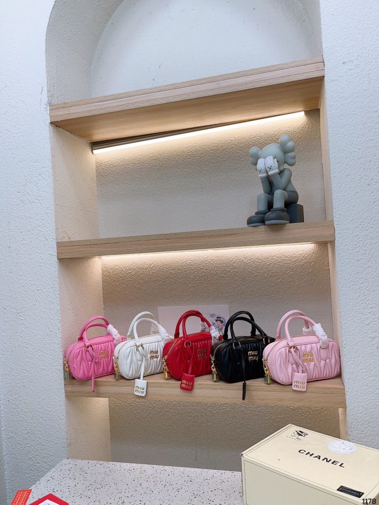Reddit FashionReps Miumiu Tasche FashionReps Taschen 06YAA16010