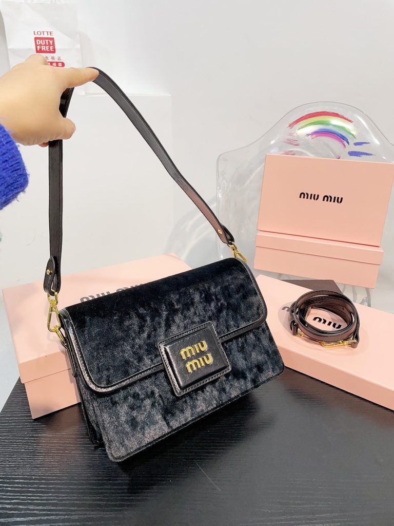 Reddit FashionReps Miumiu Bag FashionReps Bags 06YAA16627