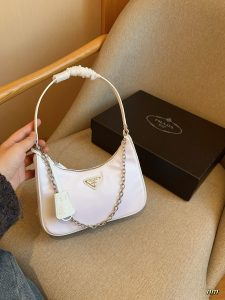 Reddit FashionReps Prada Bag  FashionReps Bags 05YAA16910