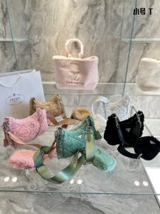 Reddit FashionReps Prada Bag  FashionReps Bags 05YAA17012