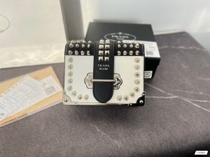 Reddit FashionReps Prada Bag  FashionReps Bags 05YAA17022