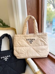 Reddit FashionReps Prada Bag  FashionReps Bags 05YAA17028