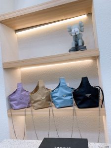 Reddit FashionReps Prada Bag  FashionReps Bags 05YAA17045