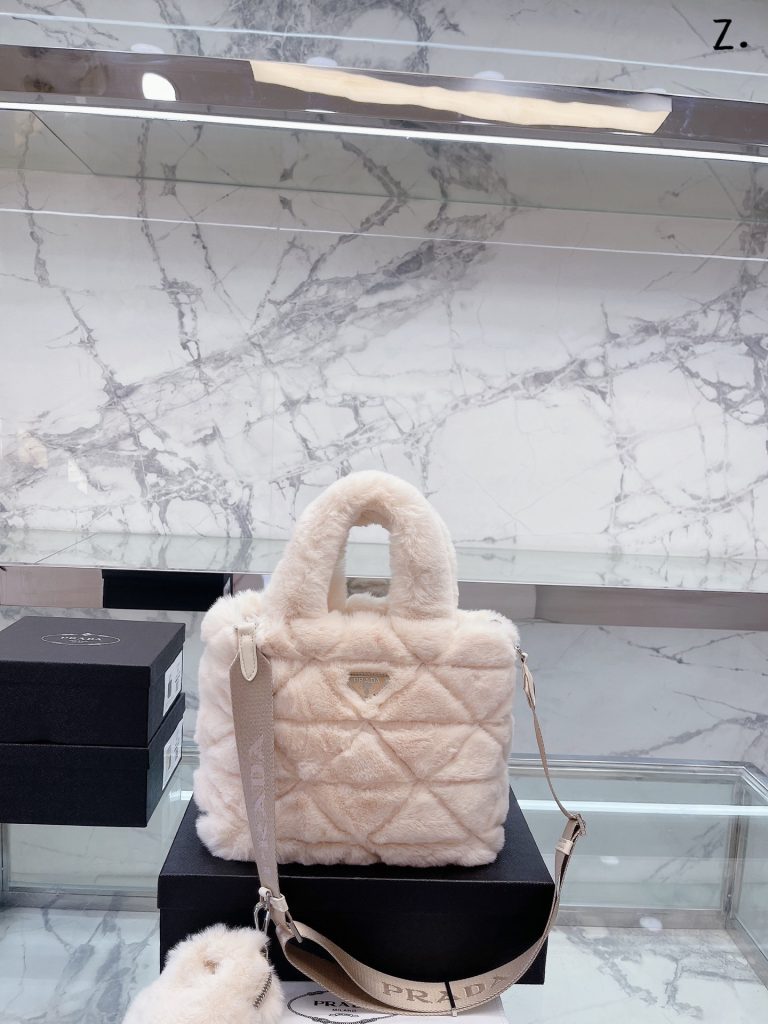 Reddit FashionReps Prada Bag  FashionReps Bags 05YAA17070