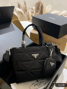 Reddit FashionReps Prada Bag  FashionReps Bags 05YAA17090