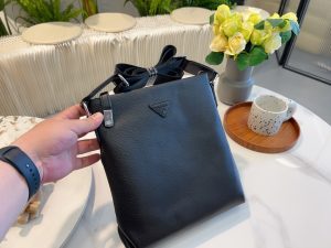 Reddit FashionReps Prada Bag  FashionReps Bags 05YAA17104