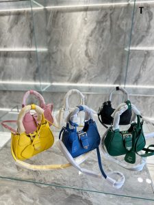 Reddit FashionReps Prada Bag  FashionReps Bags 05YAA17205