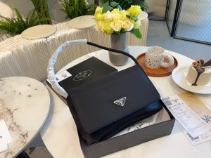Reddit FashionReps Prada Bolso FashionReps Bolsos 05YAA17228