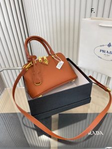 Reddit FashionReps Prada Bag  FashionReps Bags 05YAA17259