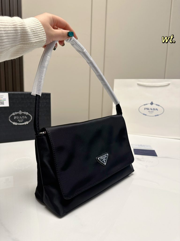 Reddit FashionReps Prada Bag  FashionReps Bags 05YAA17306